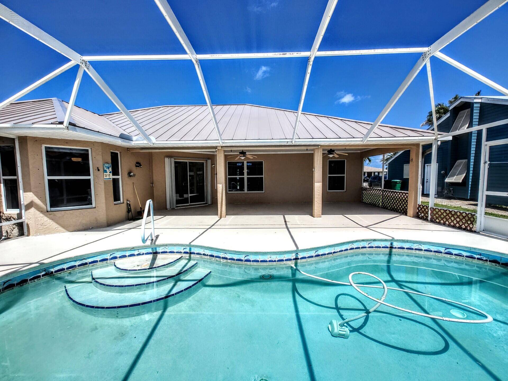 NEW PRICE REDUCTION FROM 599, 000 TO 575, 000.