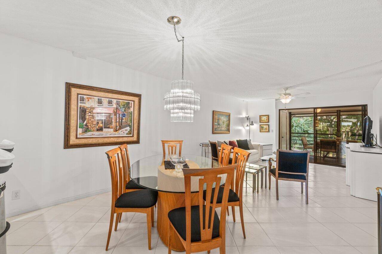 5380 Cedar Lake 303 Drive Condo Palm Beach