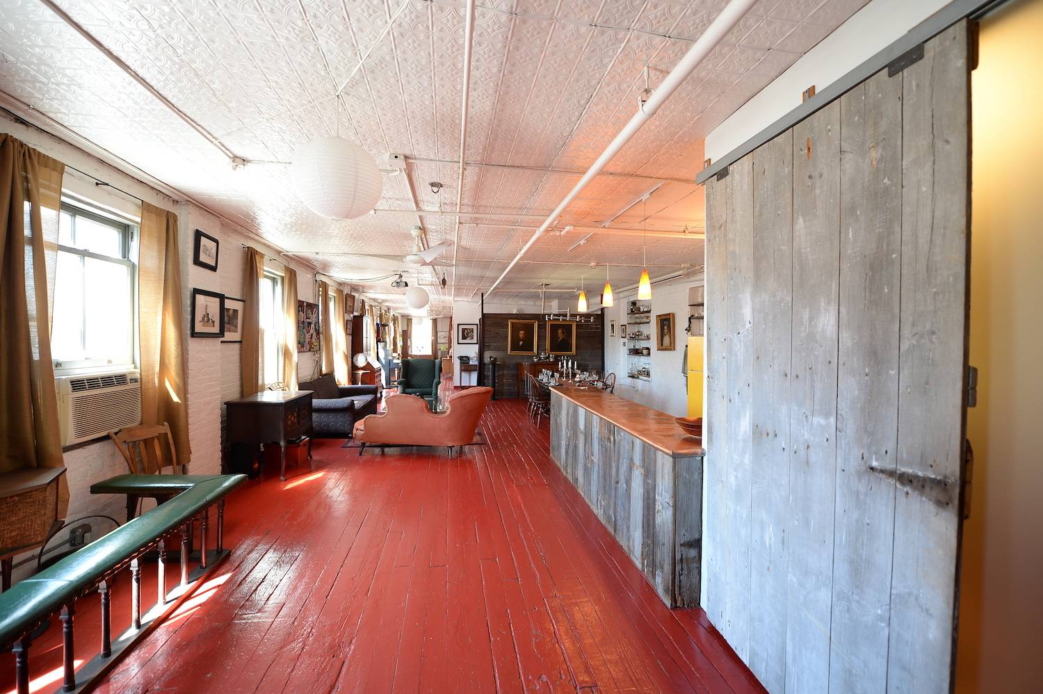 2000 sq. ft. Authentic Artists Loft on the Lower East.