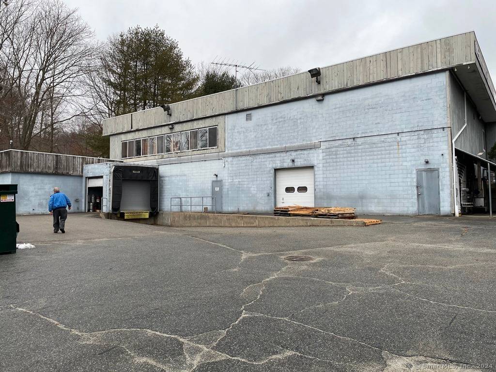 Two Industrial buildings totaling 18, 045sf just off I 395.