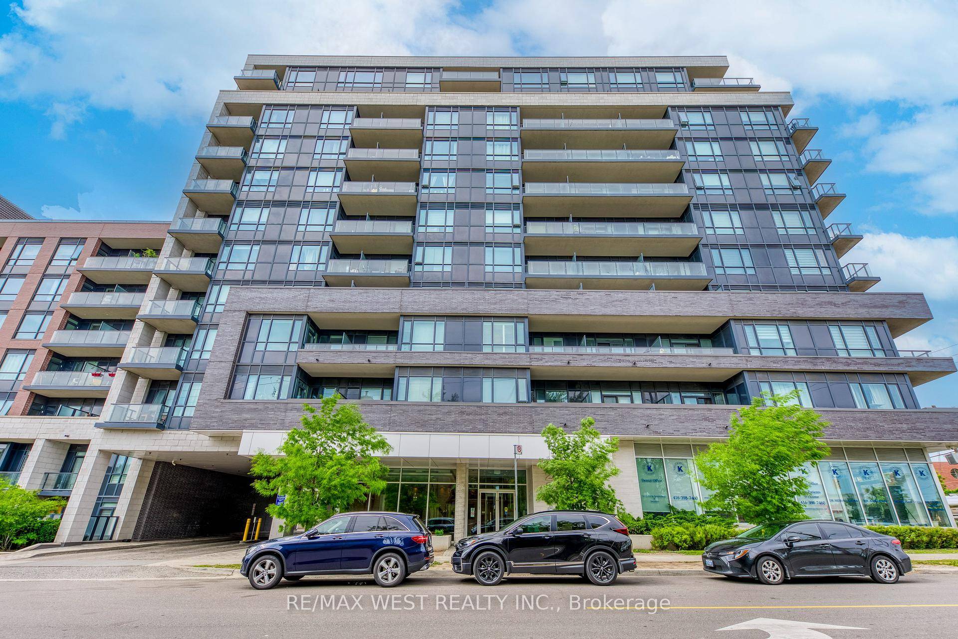 Experience stylish living in this beautifully designed, sun drenched 1 bedroom condo.