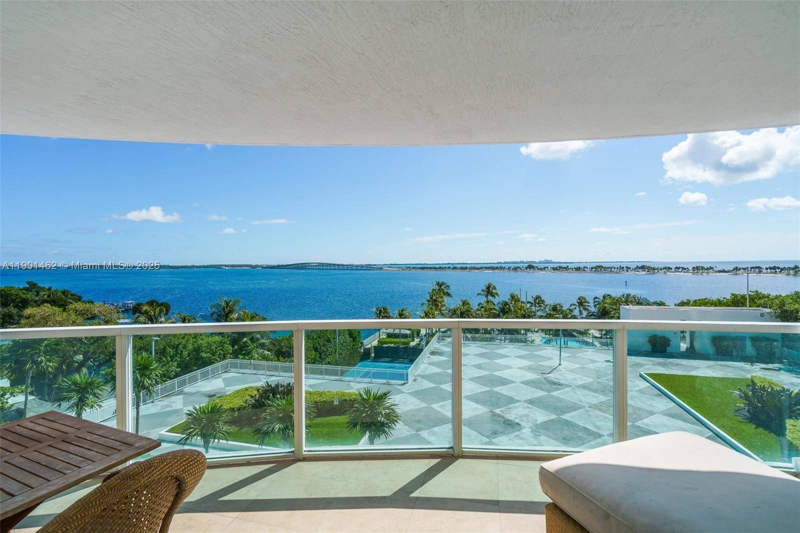 EXCLUSIVE CORNER UNIT IN SKYLINE ON BRICKELL S MOST SOUGHT AFTER 06 LINE RARELY AVAILABLE !