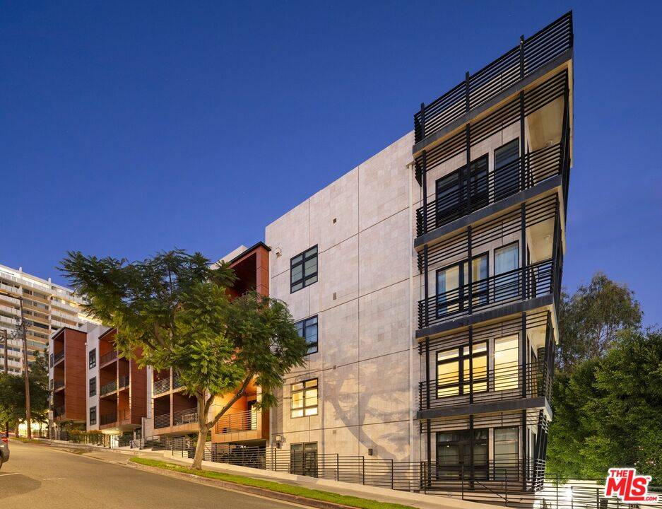 8788 Shoreham Dr 3BR Sunset Strip La