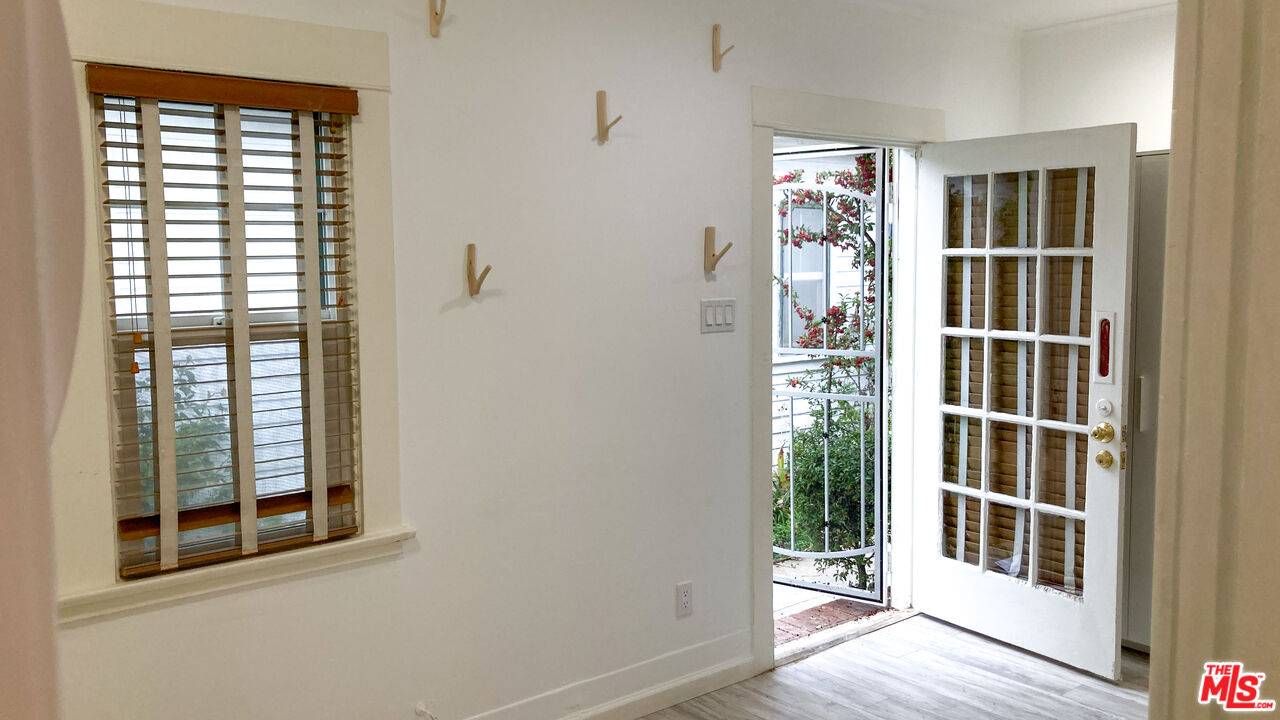 1111   12th St 1BR Santa Monica La