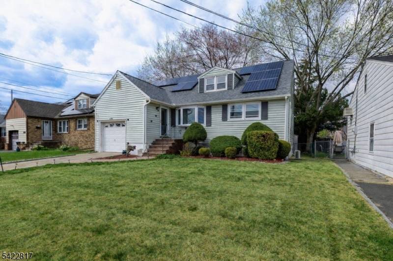 Welcome to this charming Cape Cod style home in the heart of Union Township !