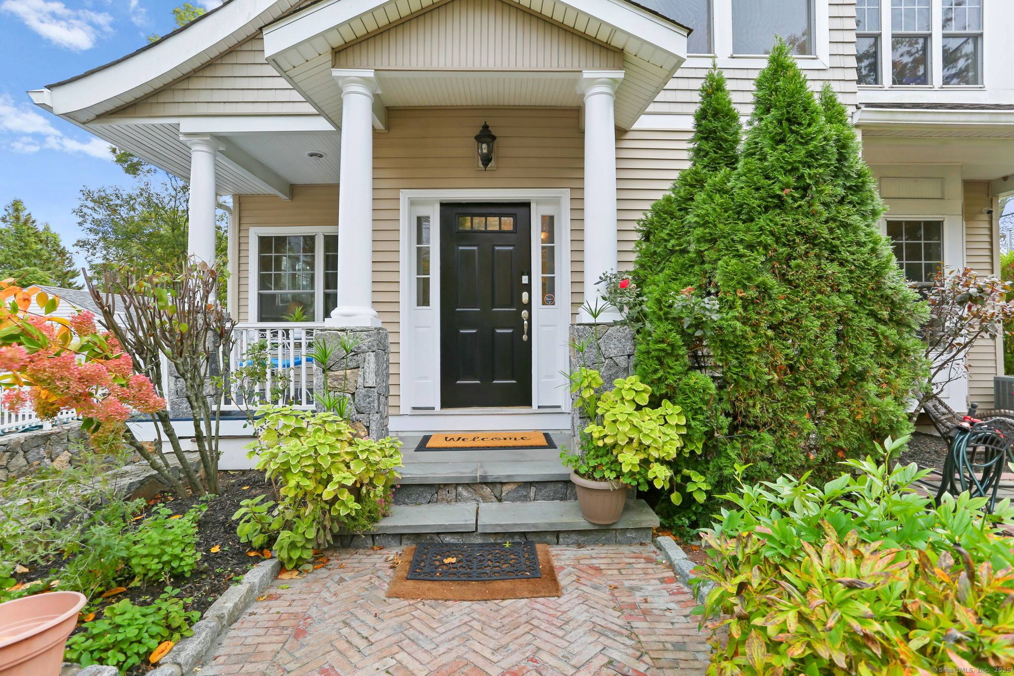 Welcome to 25 Country Road, an extremely well crafted duplex townhome in one of Fairfield's most convenient locations.