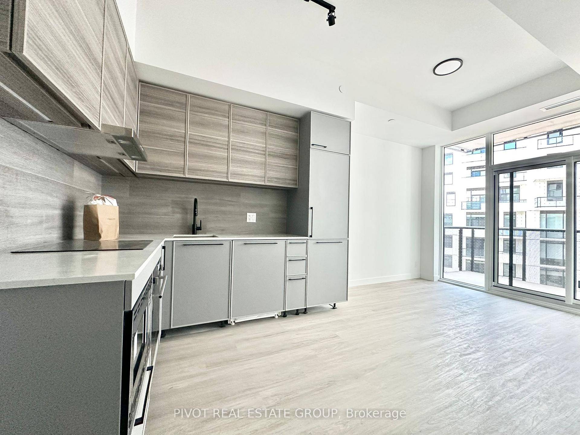 Be the first to live in this stylish 1 BED, 1 BATH Suite at Queen amp ; Ashbridge !