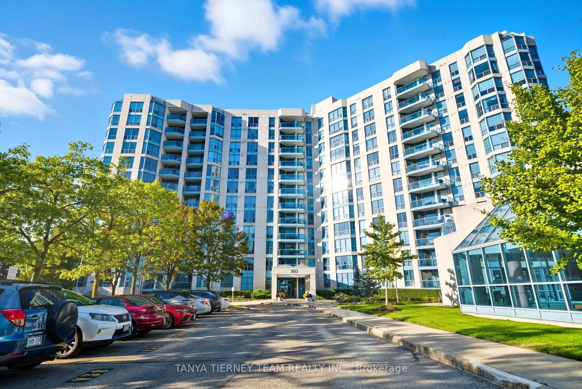 Panoramic south lake Ontario views !