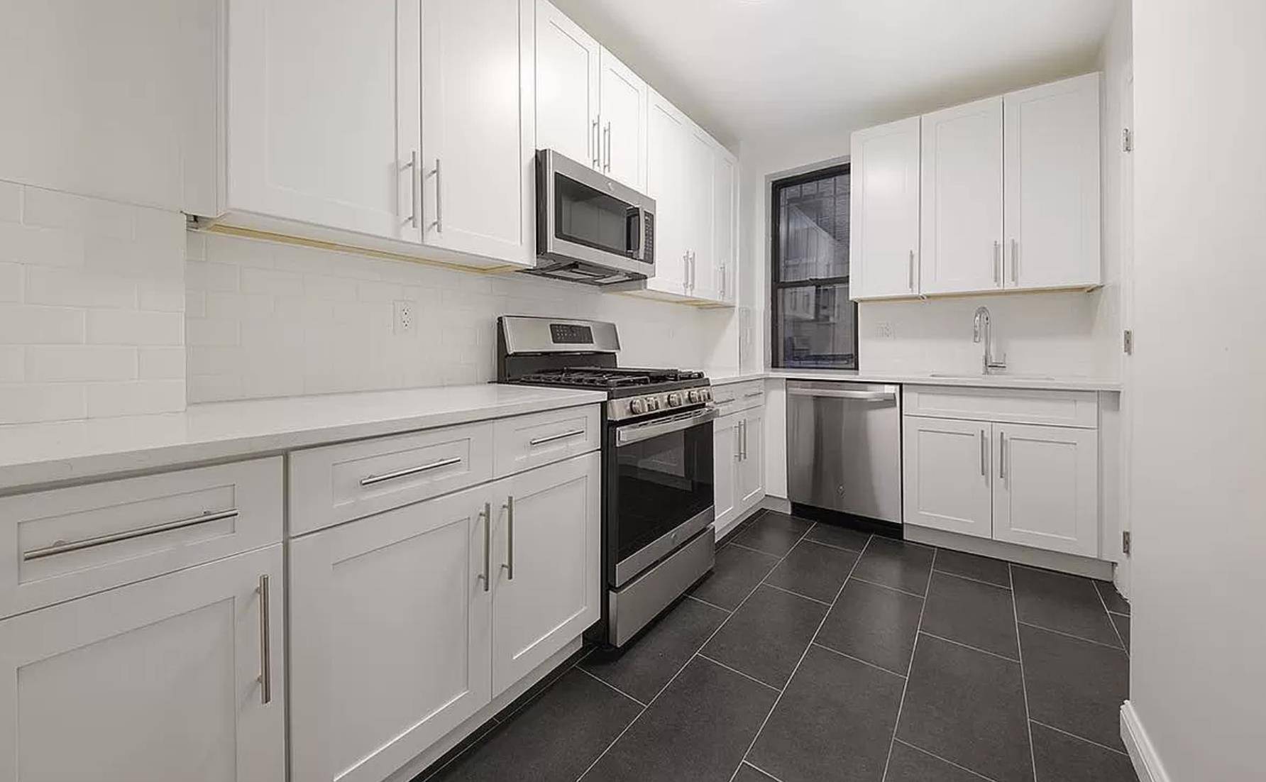 Brand new renovated 2 bed 2 bath apartment conveniently located off the lobby of the building.