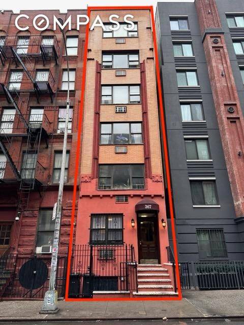 We are pleased to offer the sale of 367 West 48th Street.