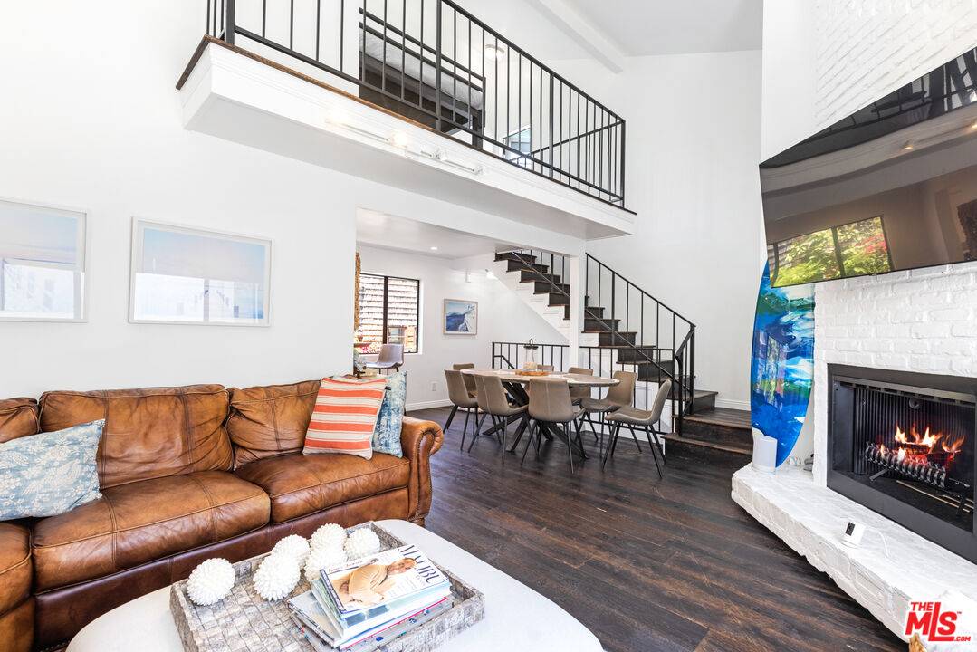 29231  HEATHERCLIFF RD 1BR Malibu La