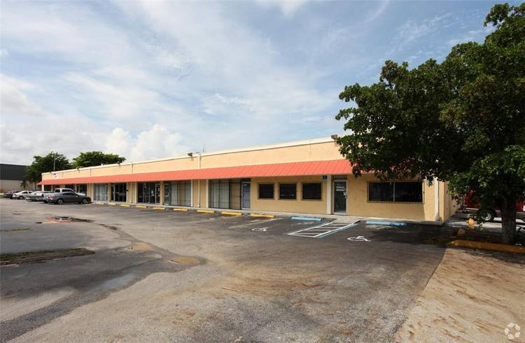 Freestanding 24, 850 SqFt Industrial building.