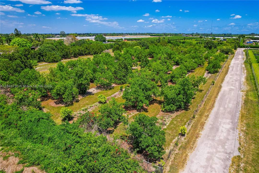 This beautiful 2. 5 acre lot is ideal for anyone looking for a slice of paradise.
