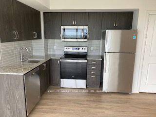 Spacious And Bright Luxury Condo.