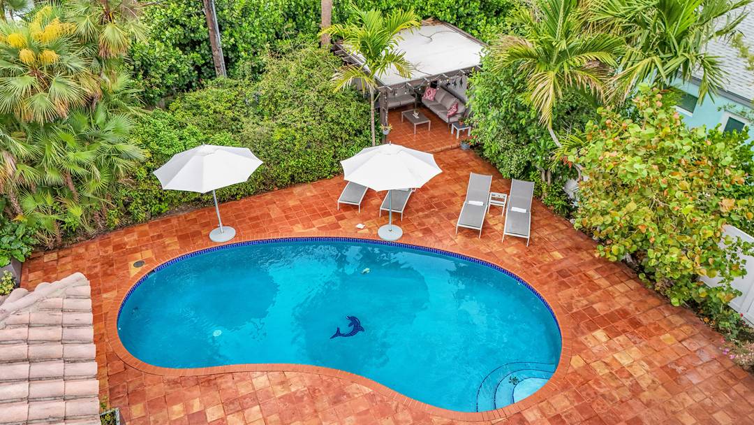 Fort Lauderdale Area Newly Remodeled Beach Home Pure TRANQUILITY !