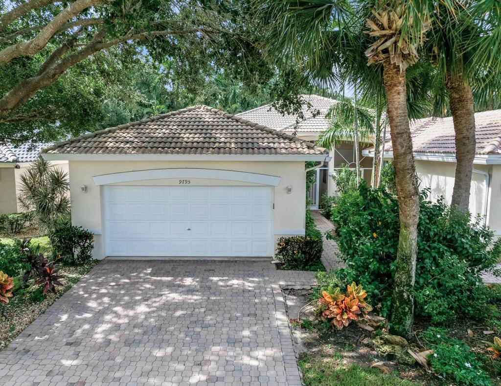 Seller is in process of replacing roof !