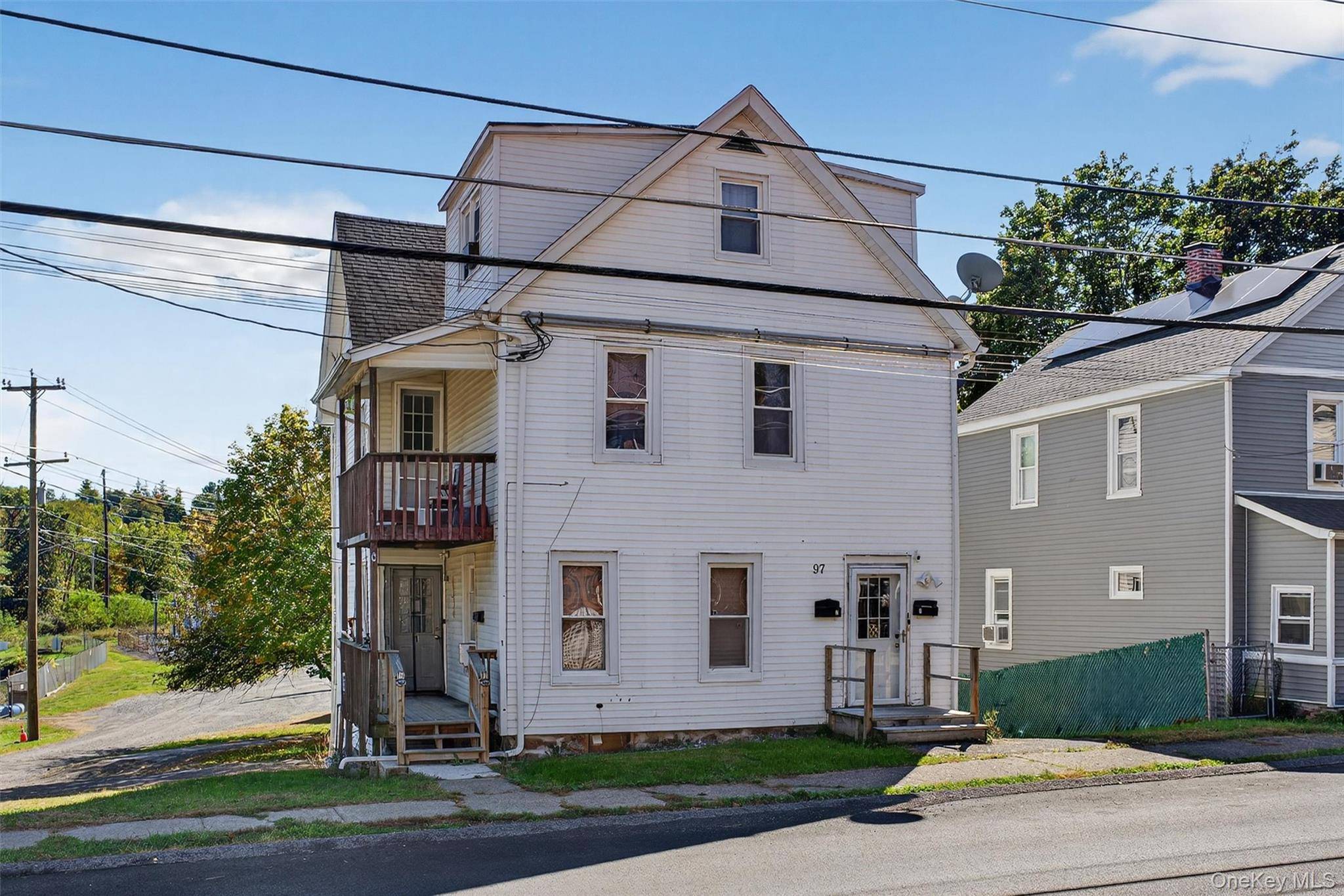 Fantastic Investment Opportunity in the Heart of Walden Village !