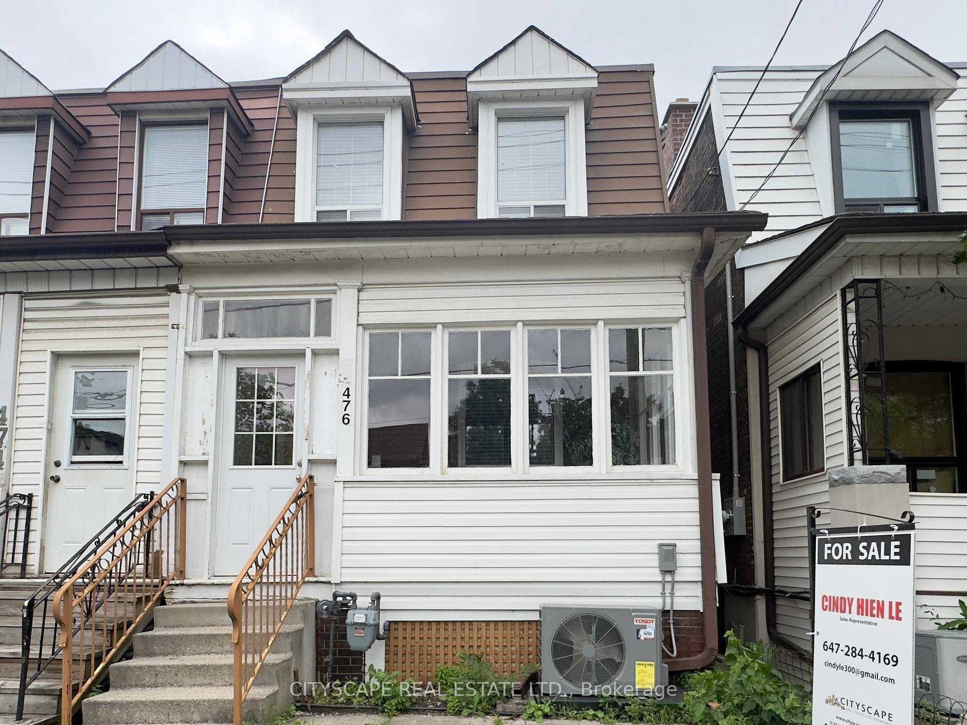 Welcome to 476 Lansdowne Ave !