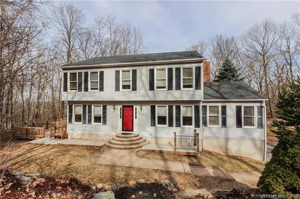 Gorgeous 4 bedroom and 2.