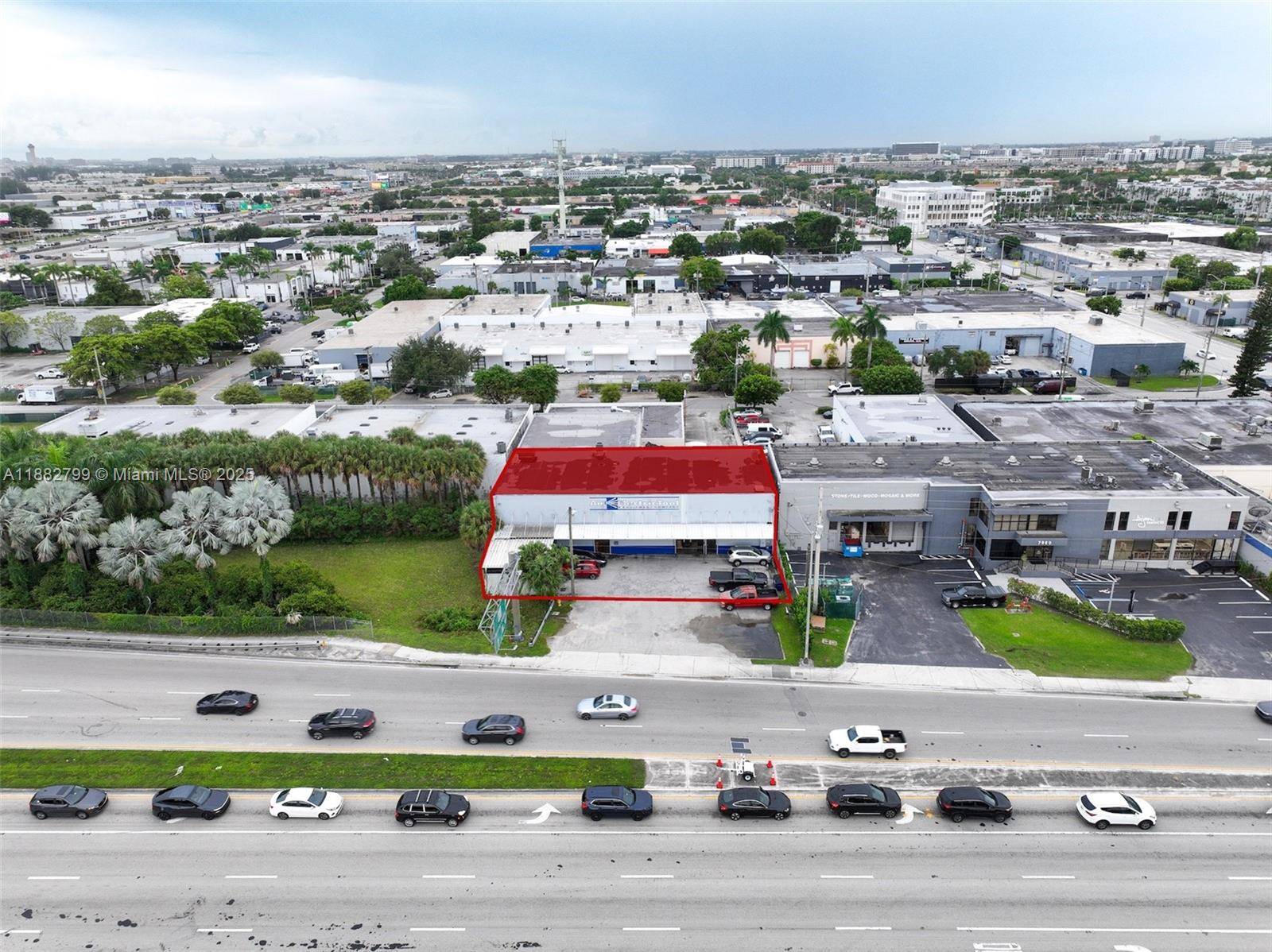 5, 282 SF Building 8, 345 SF Lot 1, 500 SF Office Showroom Freestanding Building Showroom 6 parking spaces Drive in loading doors 21 clear ceiling Twin T roof Frontage ...