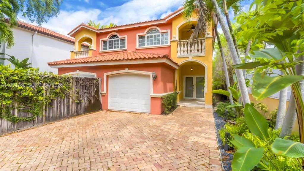 Gated Three Bedroom Condo Townhome in the Heart of Coconut Grove No Monthly Fees This gated three bedroom, two and a half bath side by side condo townhome offers exceptional ...