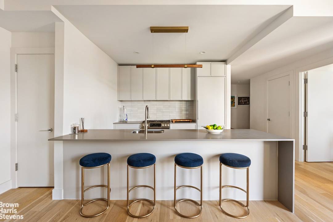 Nestled just moments from Prospect Park, the Brooklyn Botanic Garden, and the Brooklyn Museum, welcome to Residence 8M.