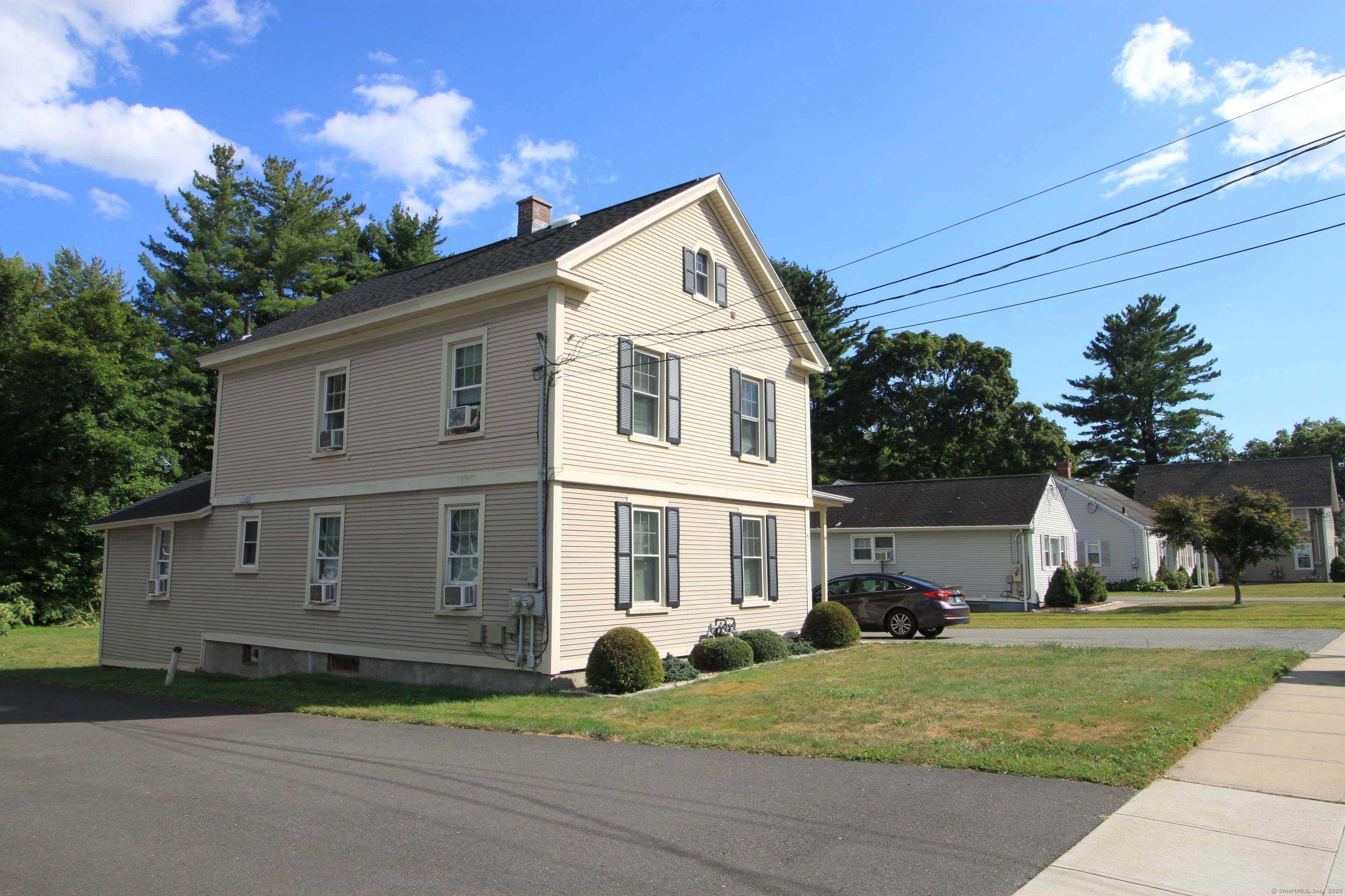 Ready to own a well maintained investment property ?
