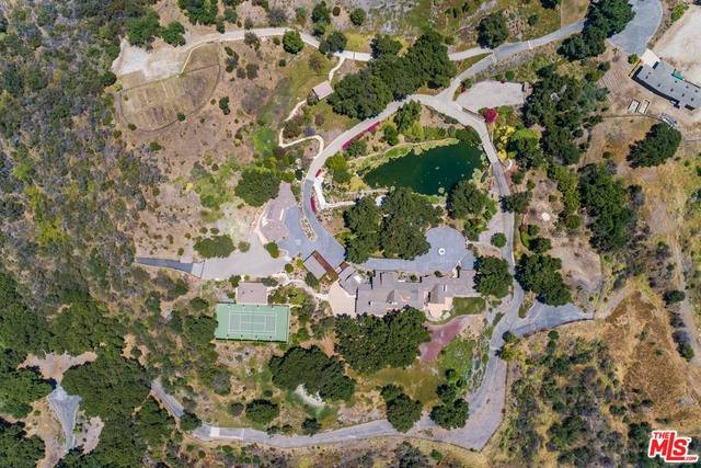 3100  MANDEVILLE CANYON RD Brentwood LA