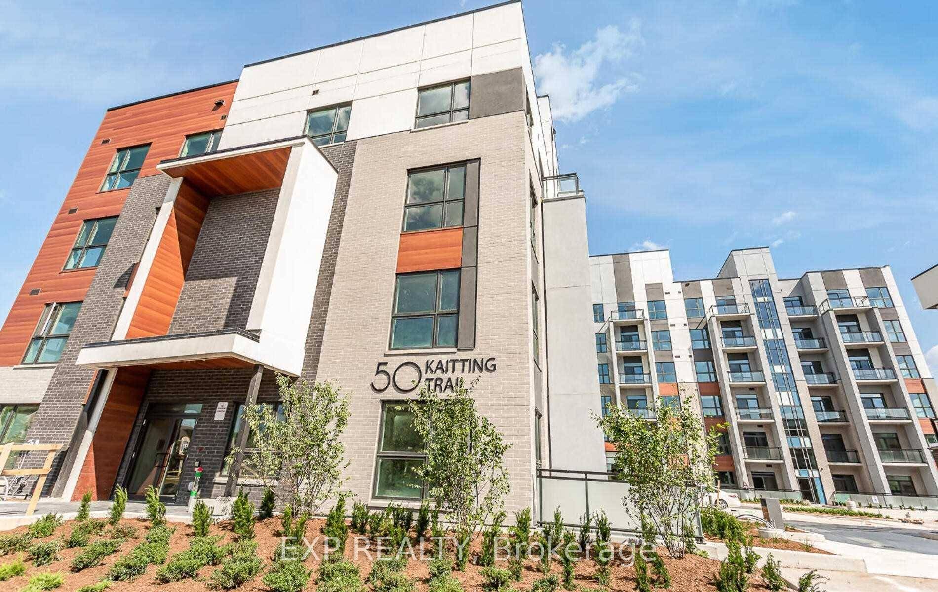 Welcome to this exquisite 1 bedroom, 1 bath condo in the heart of Oakville, boasting a myriad of features tailored to modern living.