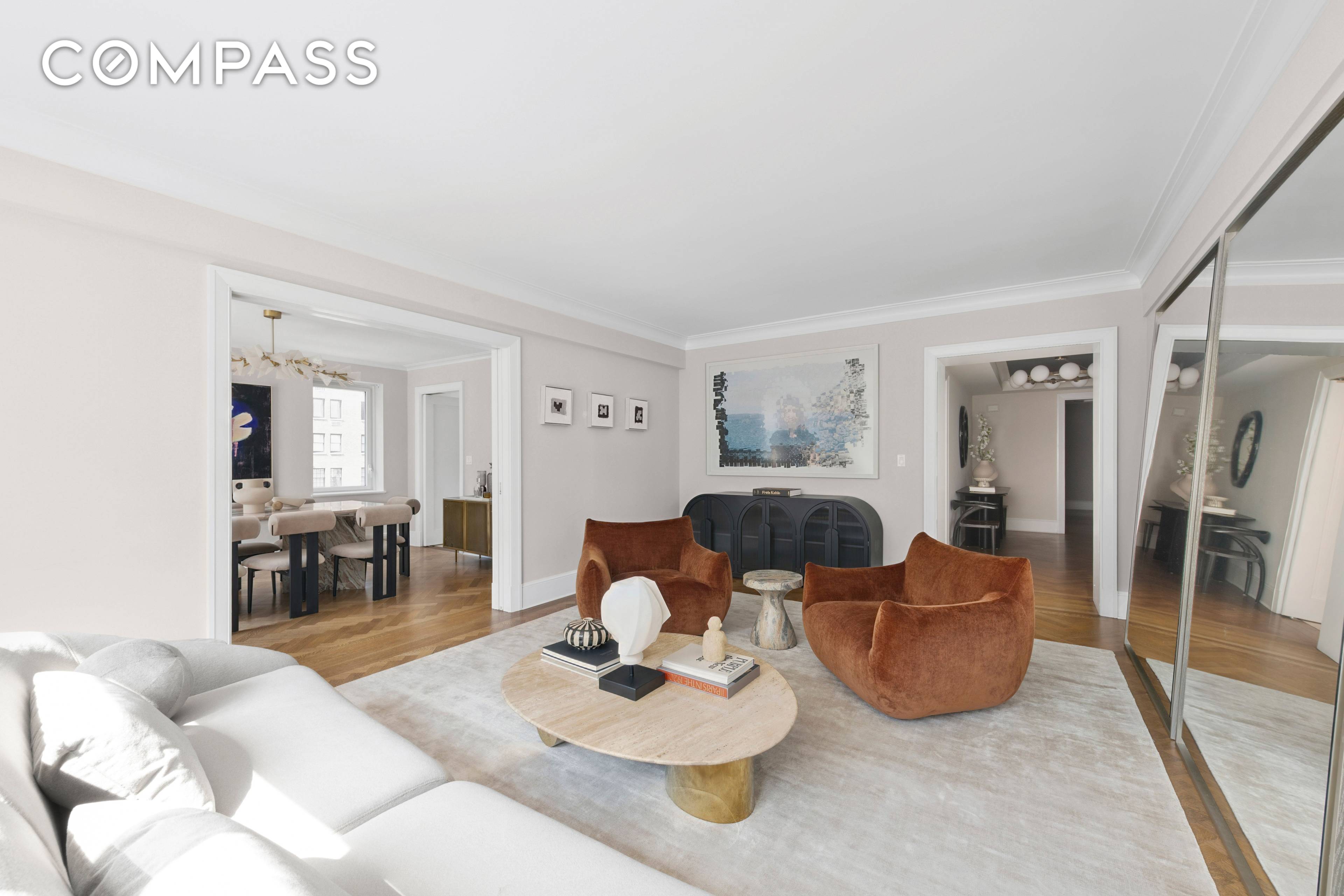 Elegant Four Bedroom, Four and a Half Bath Pre War Condominium on Park Avenue Located within the iconic 530 Park Avenue, this grand four bedroom, four and a half bath ...