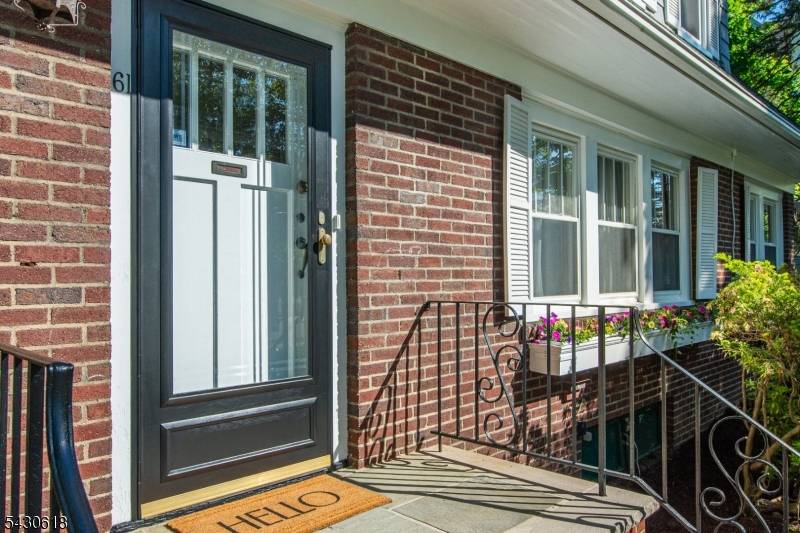 Welcome to this classic 3 Bedroom, 1.