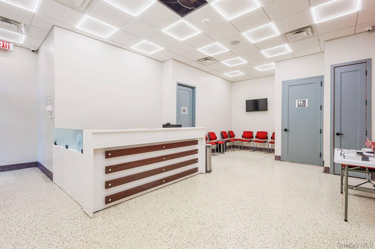 Medical Office for Lease 2 Suffern Lane, Garnerville, NY Turnkey medical office space available in a high visibility, high traffic location at a major Garnerville intersection.