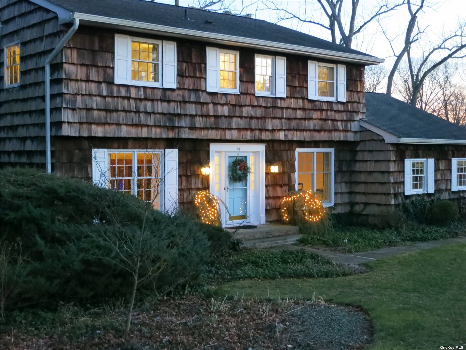 Grand 4BR Center Hall Colonial In The Private Wincoma Section Of Huntington Bay Is A Family Friendly Charmer Featuring Gleaming Hardwood Floors, High Ceilings.