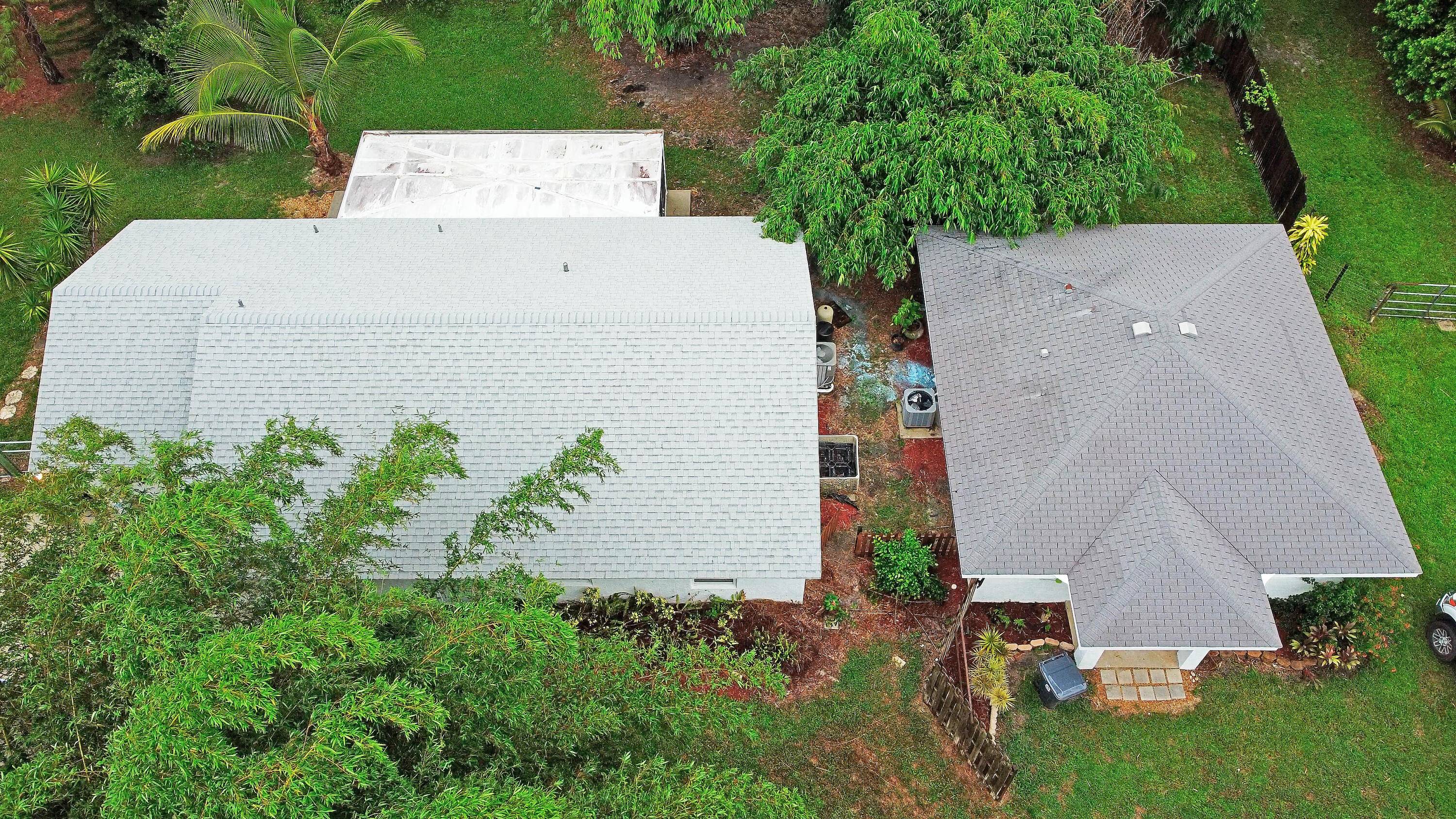 HOUSE AND GUEST HOUSE INLAW SUITE IN LOXAHATCHEE.