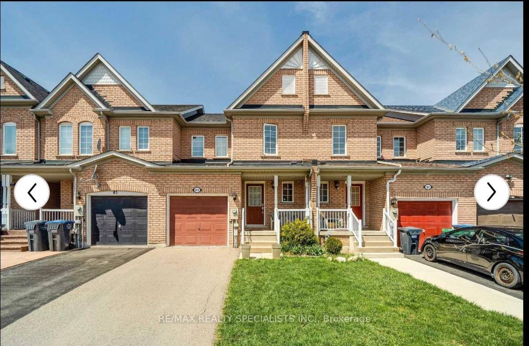 Discover this stunning 3 bedroom, 3 bath true freehold townhouse, perfectly situated on one of the largest lots in a highly desirable, family friendly complex.