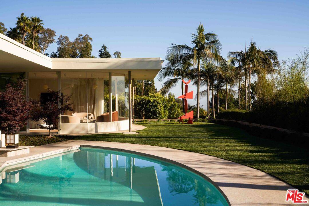 1865 Loma Vista Dr 5BR Beverly Hills Post Office | B.H.P.O. La