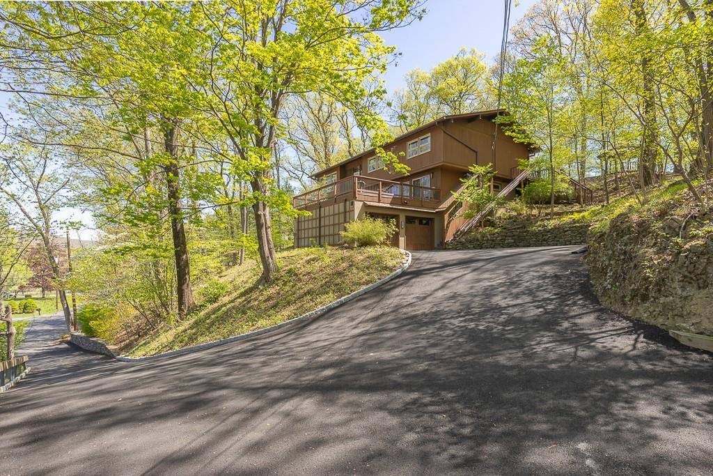 Wesley Hills Masterpiece !