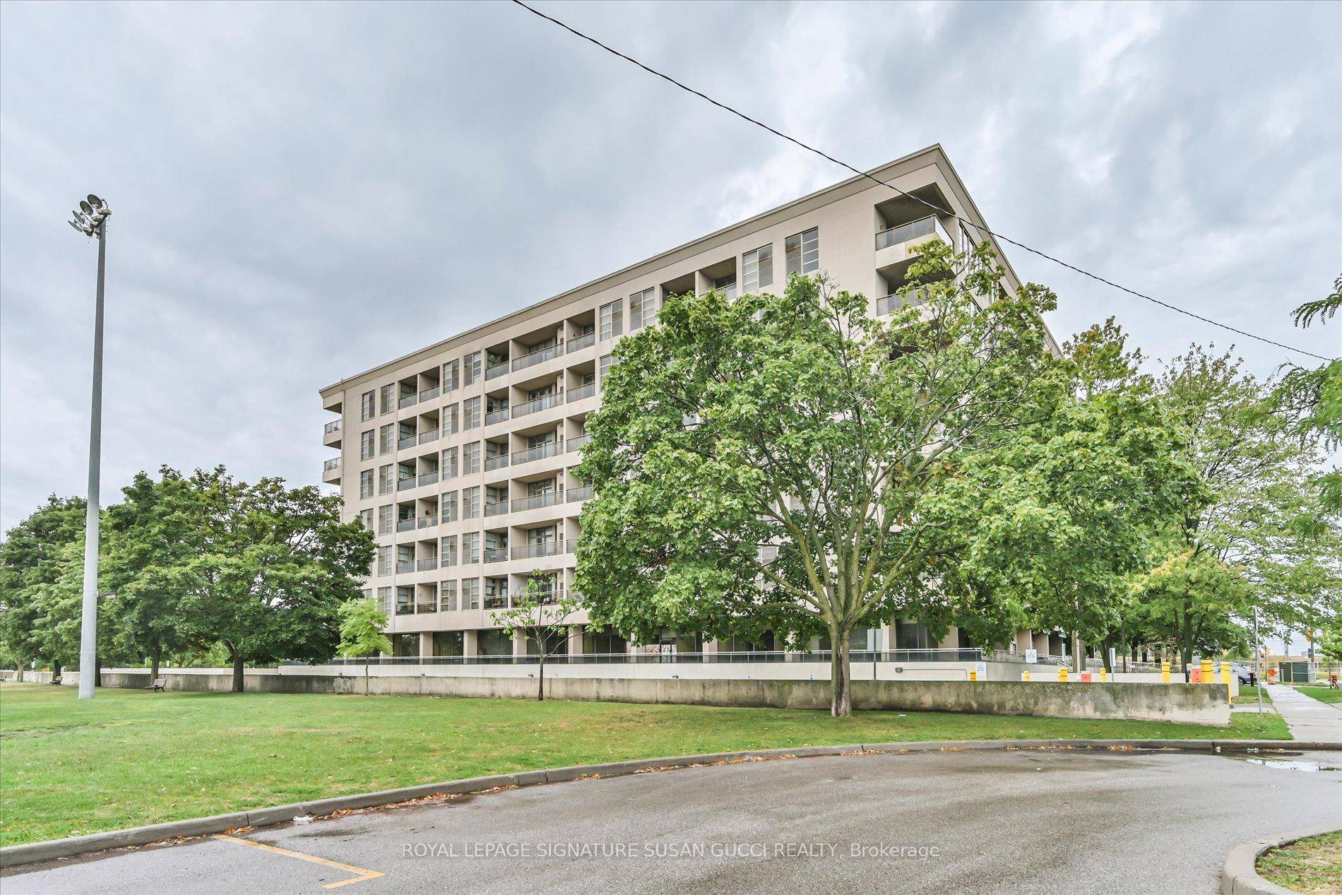 Experience Elevated Living in Leaside !