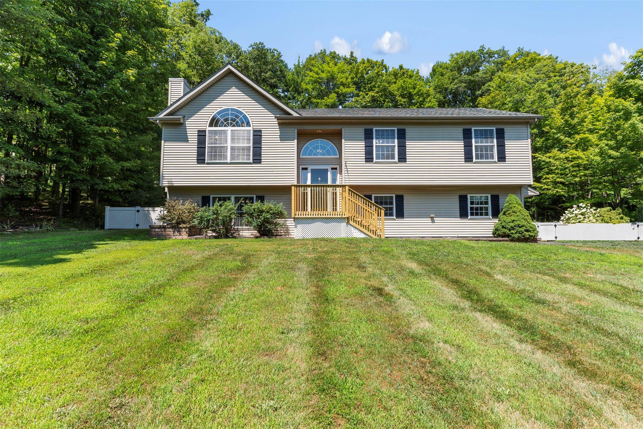 Tucked away on 2 wooded acres in the artisian hamlet of Cragsmoor is this charmer, ready and waiting for its new owners.