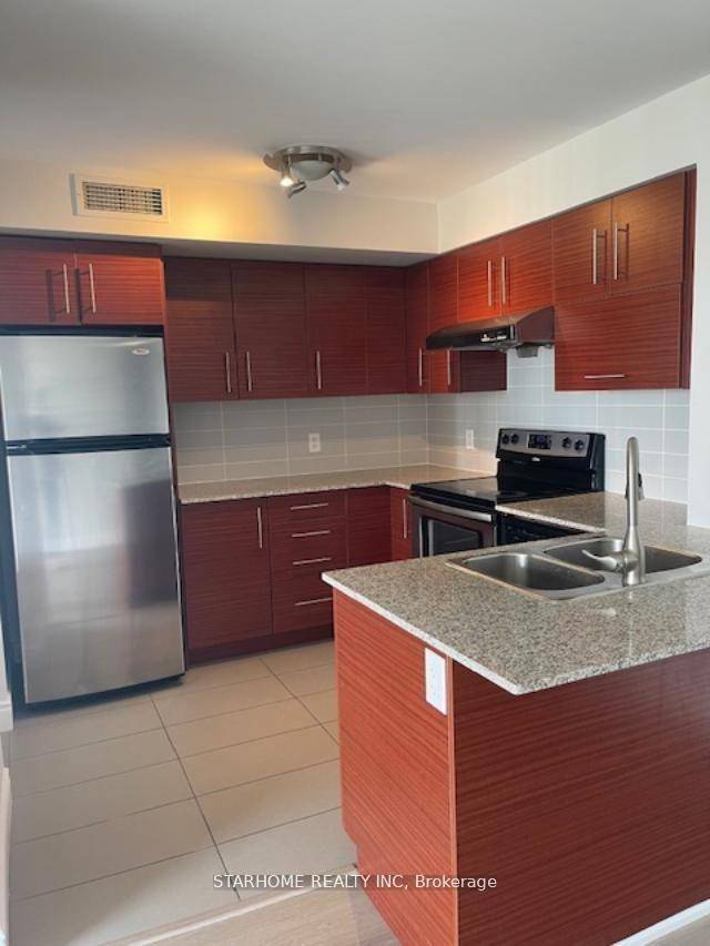 The Luxurious Eden Park, 944 Sf Plus 88 Sf Balcony, Facing 2 Park, Spacious Corner Unit With Sunny Exposure, Laminate Floor Throughout, Modern Kitchen With Stainless Steel Appliances amp ; ...