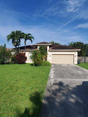 LOCATION LOCATION, GREAT NEIGHBORHOOD, NO HOA, 1 MILE TO BEACH, NO LESS THEN 90 DAYS LEASE, SEASONAL WITH FURNITUREUnbranded Virtual Tour https www.