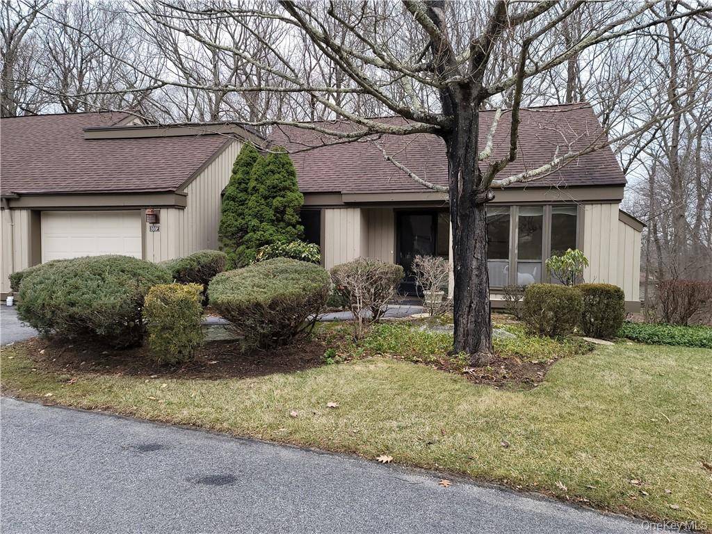 Opportunity is knocking to rent this spacious and updated 2BR Armonk end unit in the desirable West side of Heritage Hills.