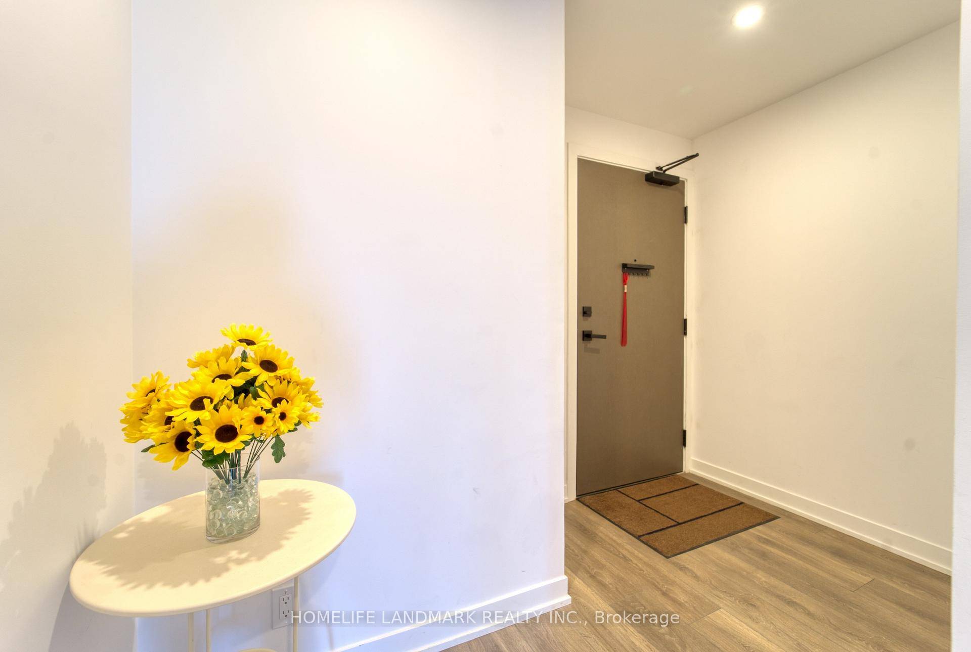 Well Cared 2 Bedroom 2 Bath Unit in Azura Condo Located In The Heart Of Willowdale At Yonge And Finch.