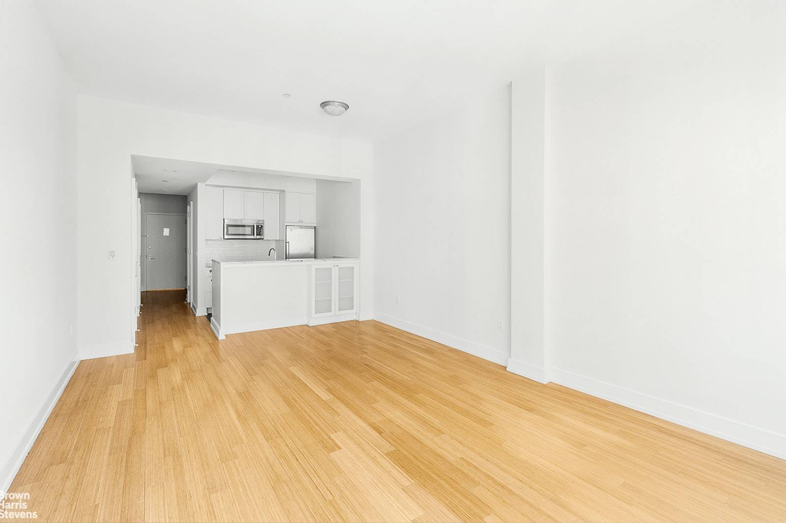 Welcome to Apartment 3H at 75 Clinton Street, a studio apartment with a home office and in unit washer dryer in Brooklyn HeightsEntering this apartment into the foyer, you will ...