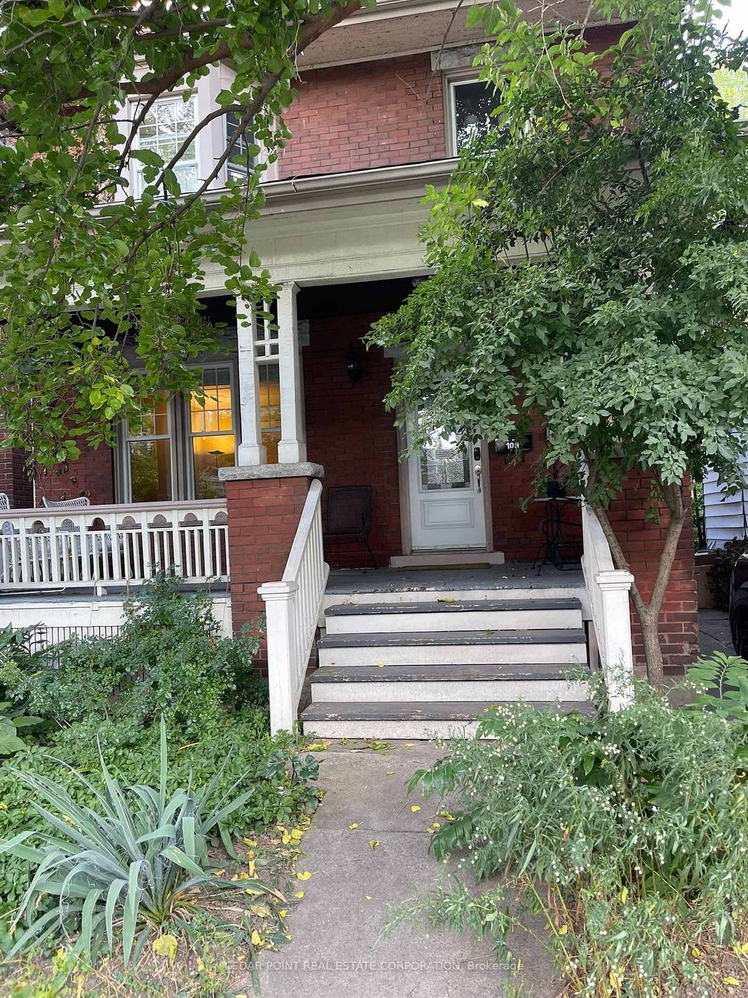 Two bedroom apartment. 1100 sq feet Basement and main floor level, living, dining room and kitchen are in main floor and the two bedrooms and bathroom are in basement.