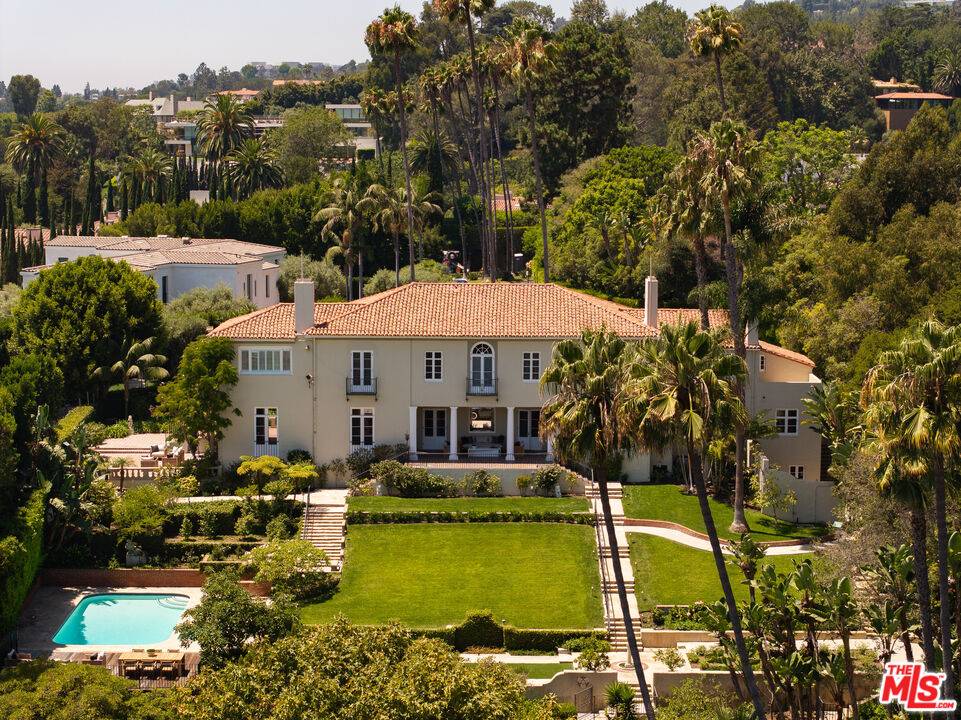 356 Saint Pierre Rd 9BR Bel Air La