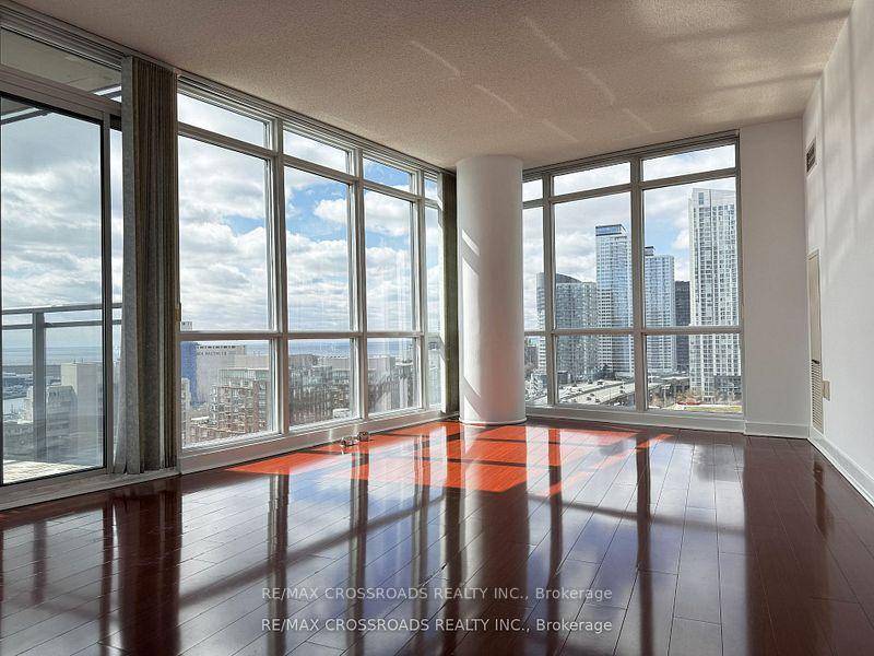 Gorgeous corner unit ! 2 generous size bedrooms plus an office area.