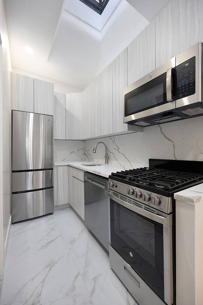 CALLING ALL TERRACE LOVERS !