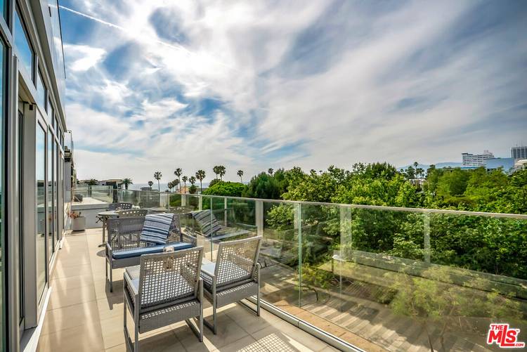 1705 Ocean Ave 2BR Santa Monica La
