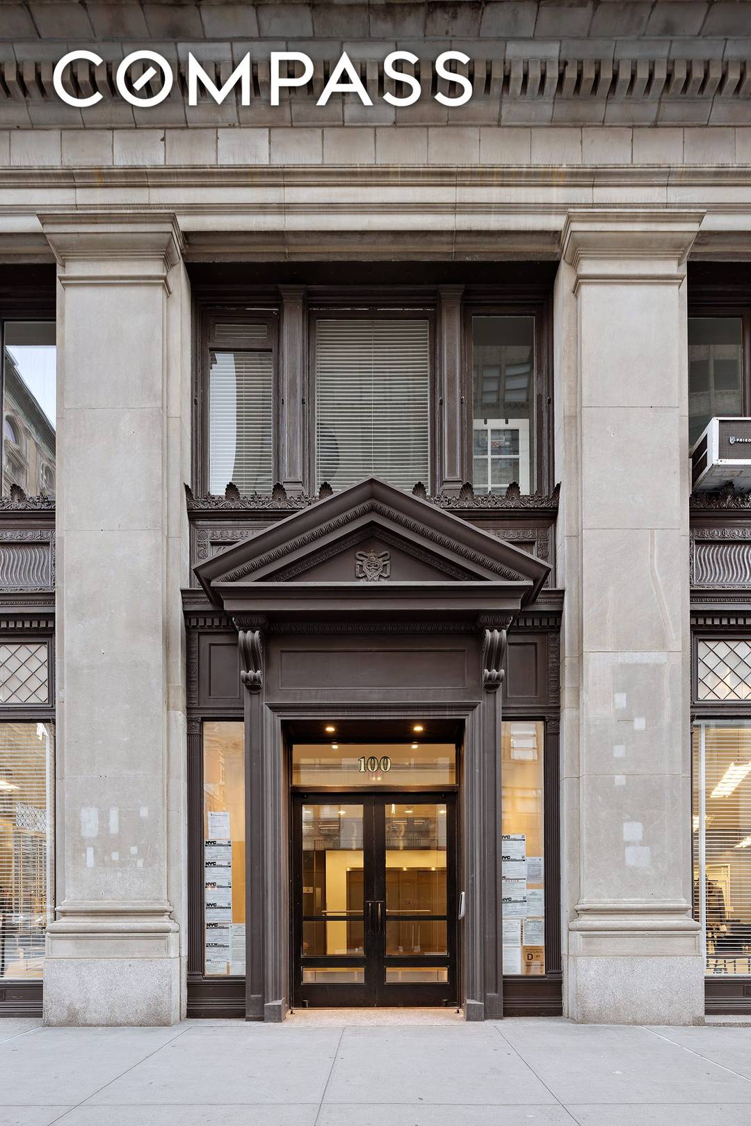 PHOTOS Coming Soon ! This loft is an absolute gem !